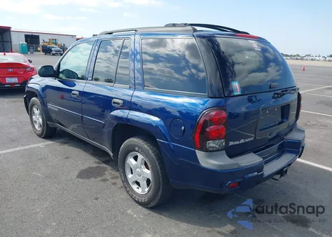 2002 Chevrolet Trailblazer Ls z USA, uszkodzony, nr VIN 1GNDS13S322526779